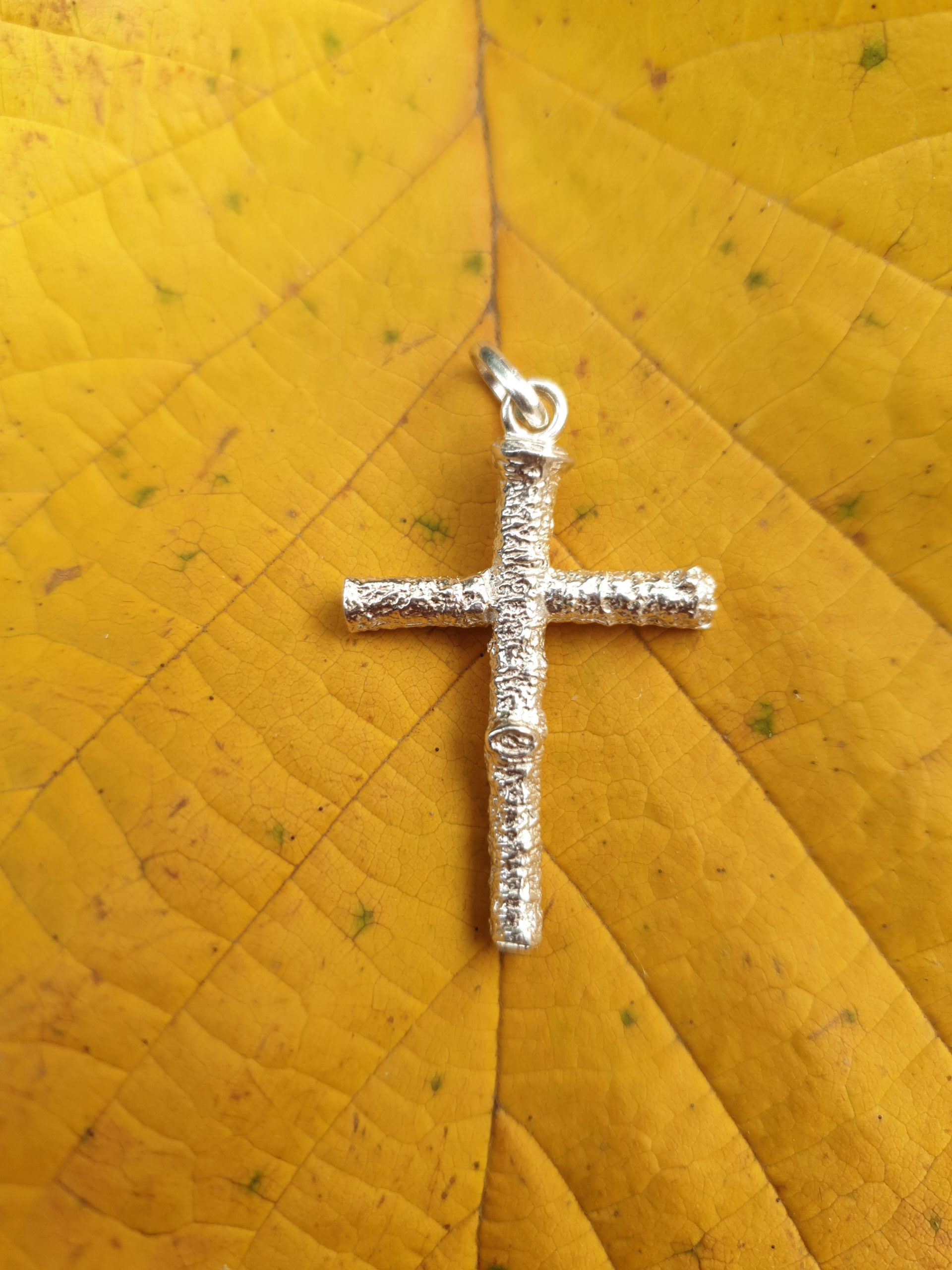 Silver cross from the collection “Wooden Crosses”